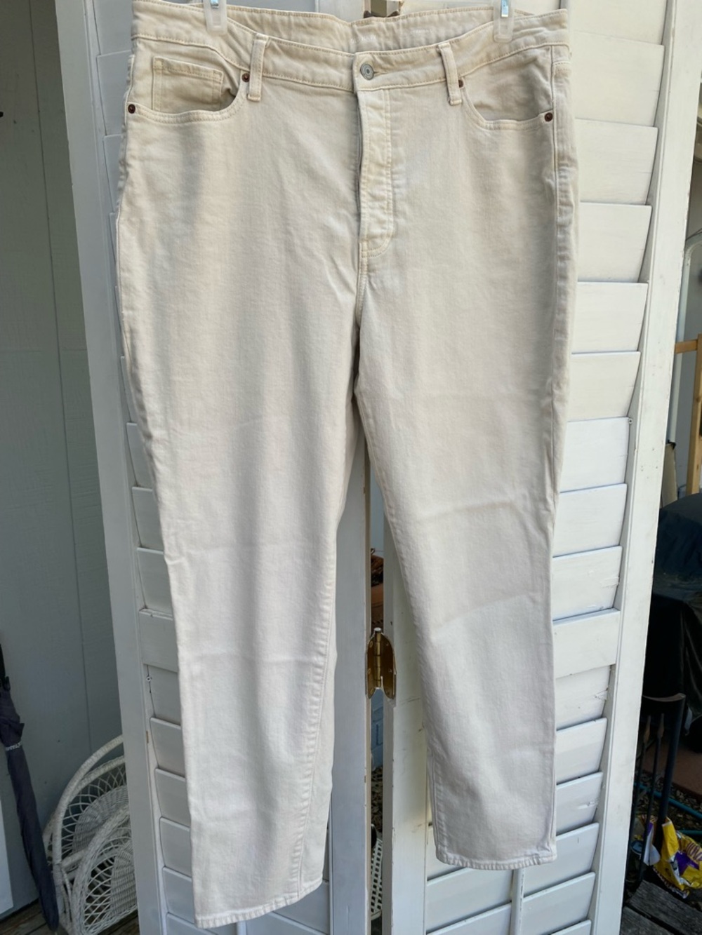 Old Navy High Rise OG Straight-Leg Jeans 18 Tall